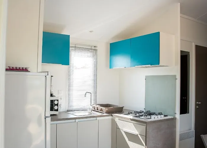 Escale Du Perthuis キャンプ場 ラ・トランシュ・シュル・メール